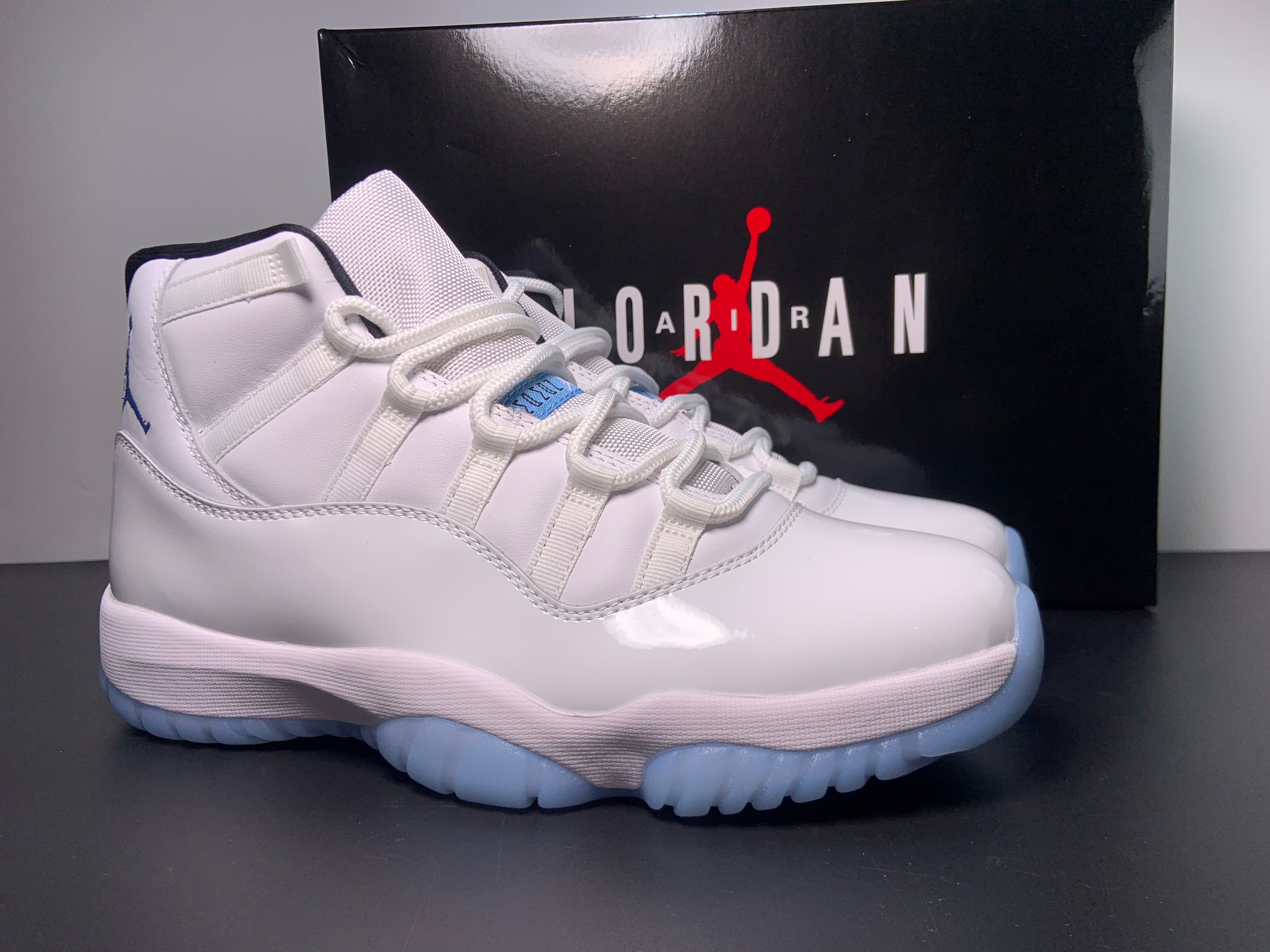 Jordan 11 Retro Columbia / Legend Blue 2024